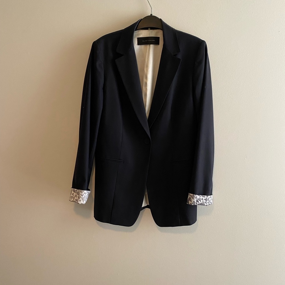Ellie Tahari Blazer with heart lining, Navy, Size 8